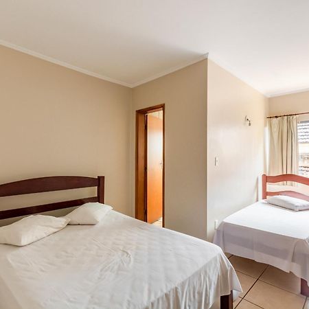 Oyo Hotel Vila Rica, ฮิเบเราเปรโต ภายนอก รูปภาพ