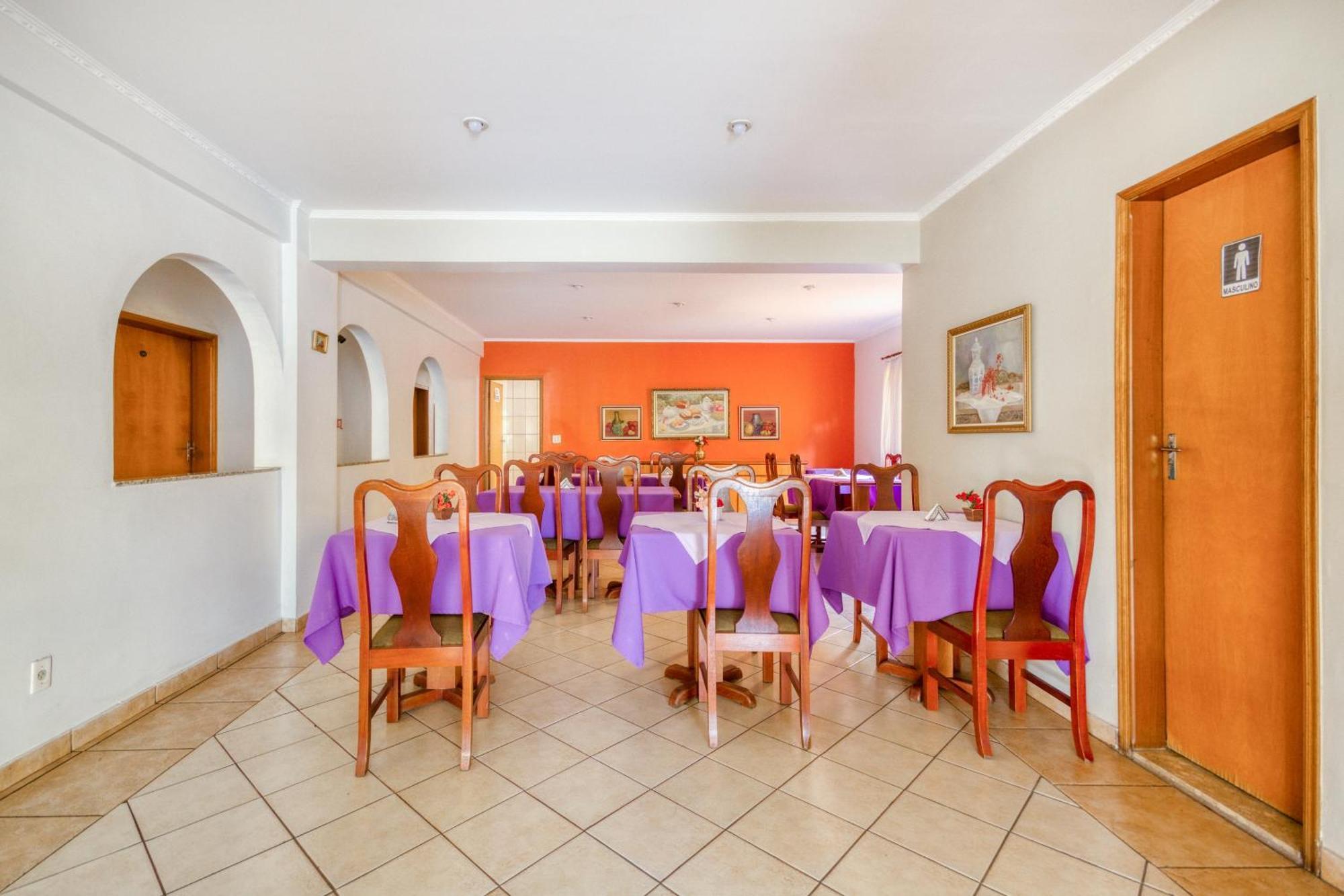 Oyo Hotel Vila Rica, ฮิเบเราเปรโต ภายนอก รูปภาพ