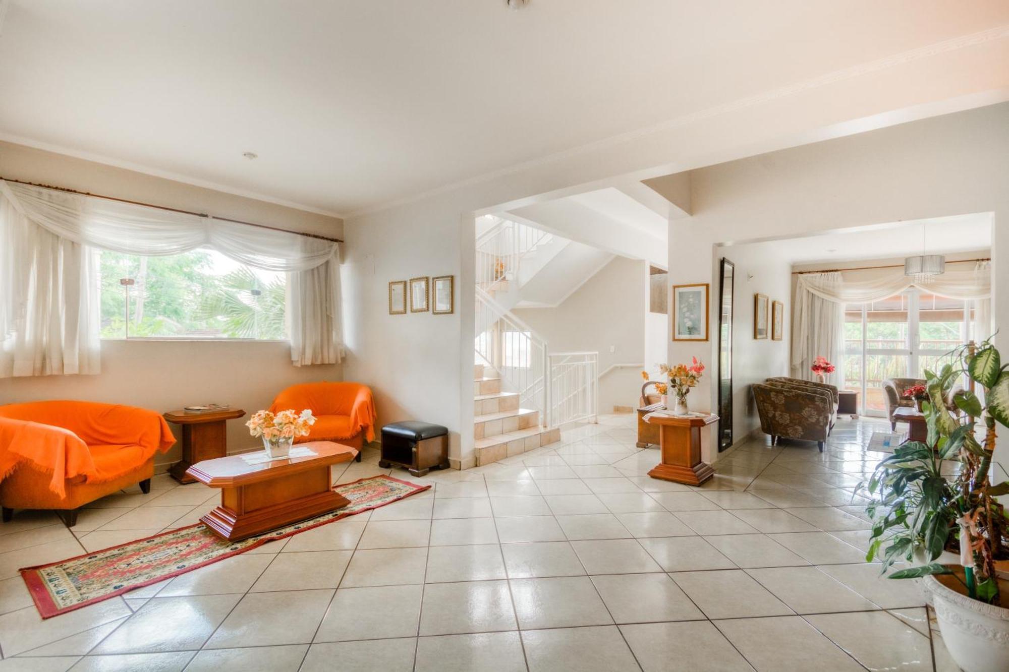 Oyo Hotel Vila Rica, ฮิเบเราเปรโต ภายนอก รูปภาพ