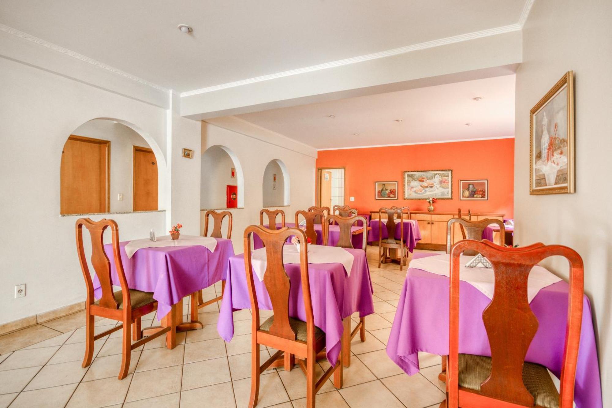Oyo Hotel Vila Rica, ฮิเบเราเปรโต ภายนอก รูปภาพ
